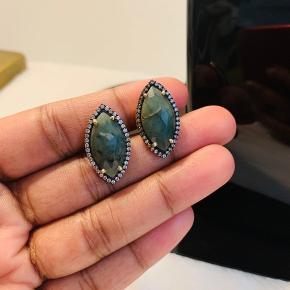 Emerald 925 Sterling Silver earrings - Picture 2 of 3